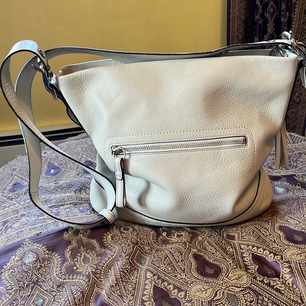 Coach 1428 Off White Pebbled Leather shoulder/Cross Body Bag adjustable strap - Picture 3 of 17
